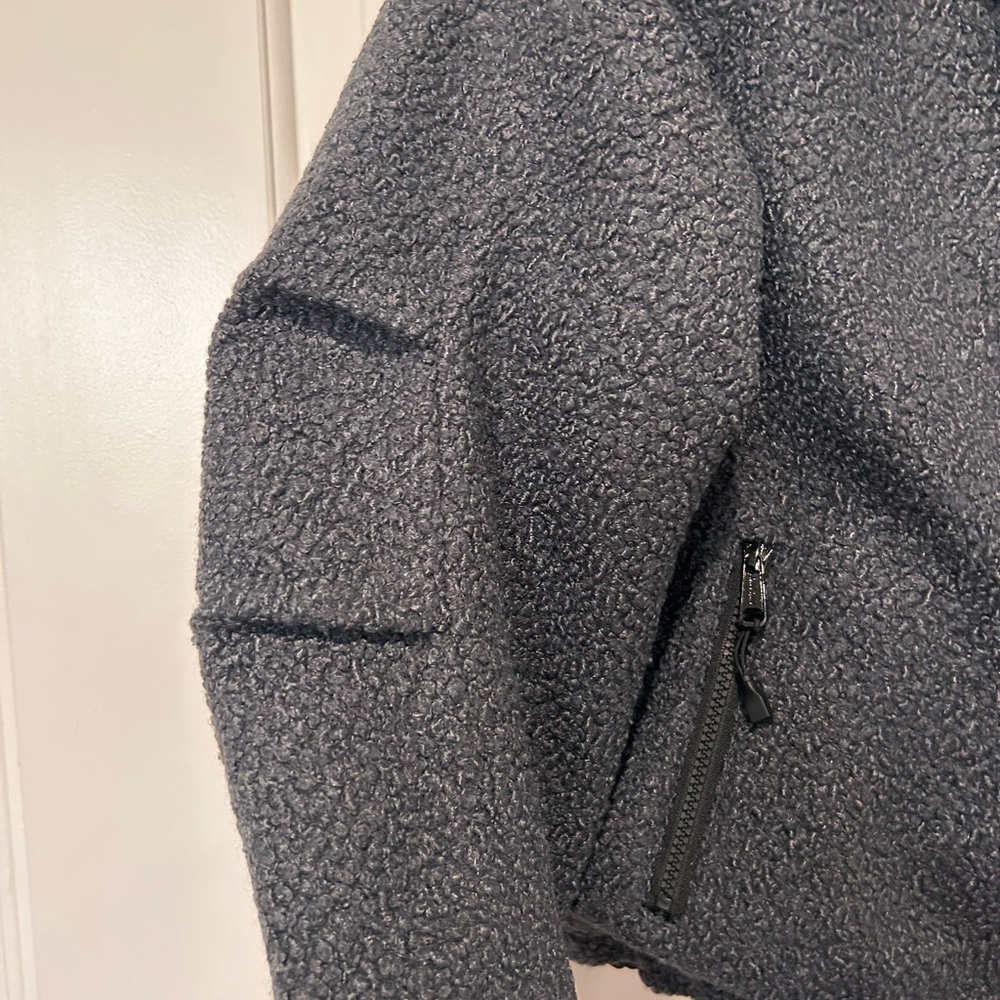 Miu Miu Cropped Charcoal Black Teddy Fleece Dual Lined Jacket - Picture 3 of 16